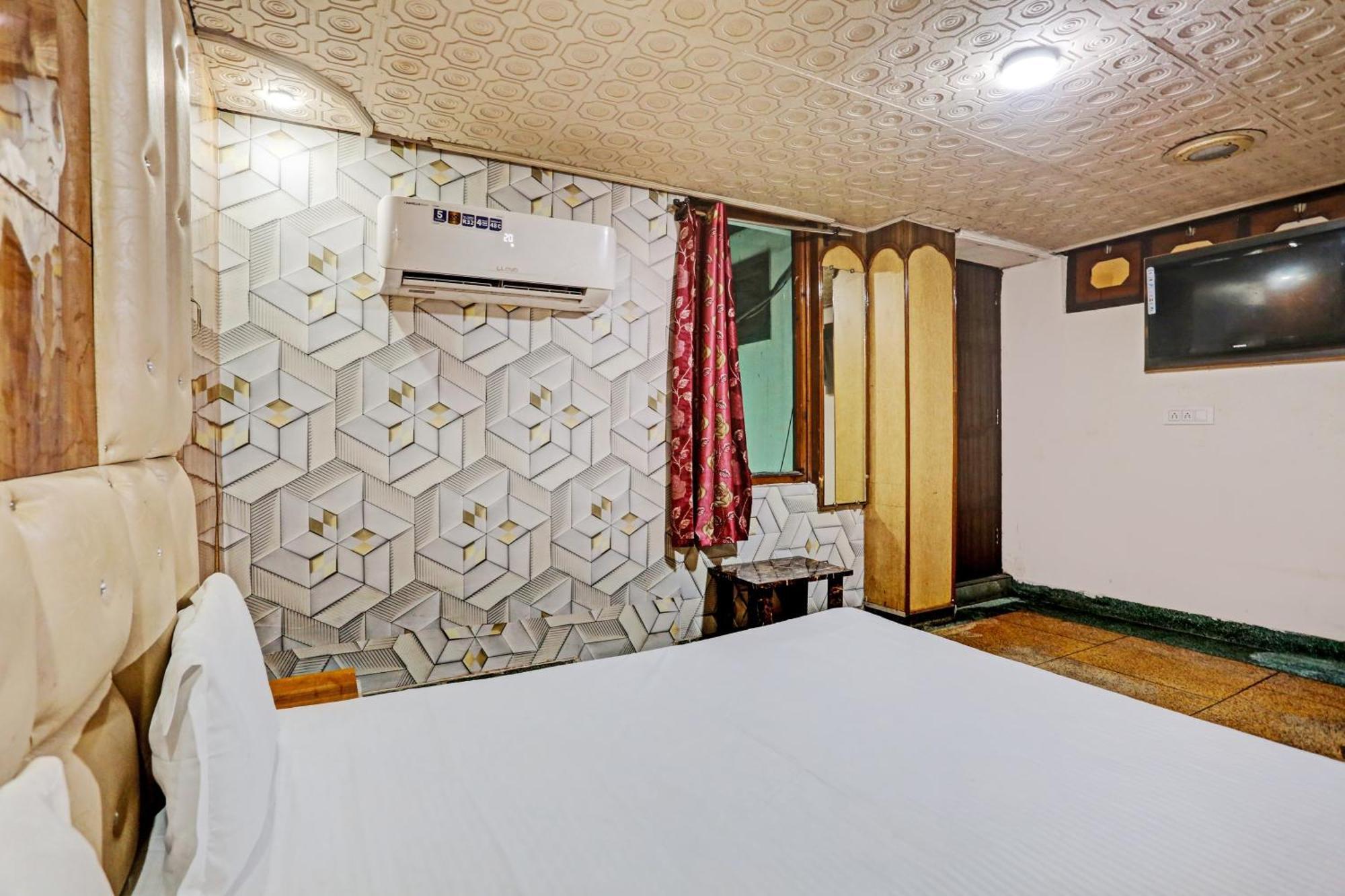 Hotel O Saffron Night Stay Амритсар Экстерьер фото
