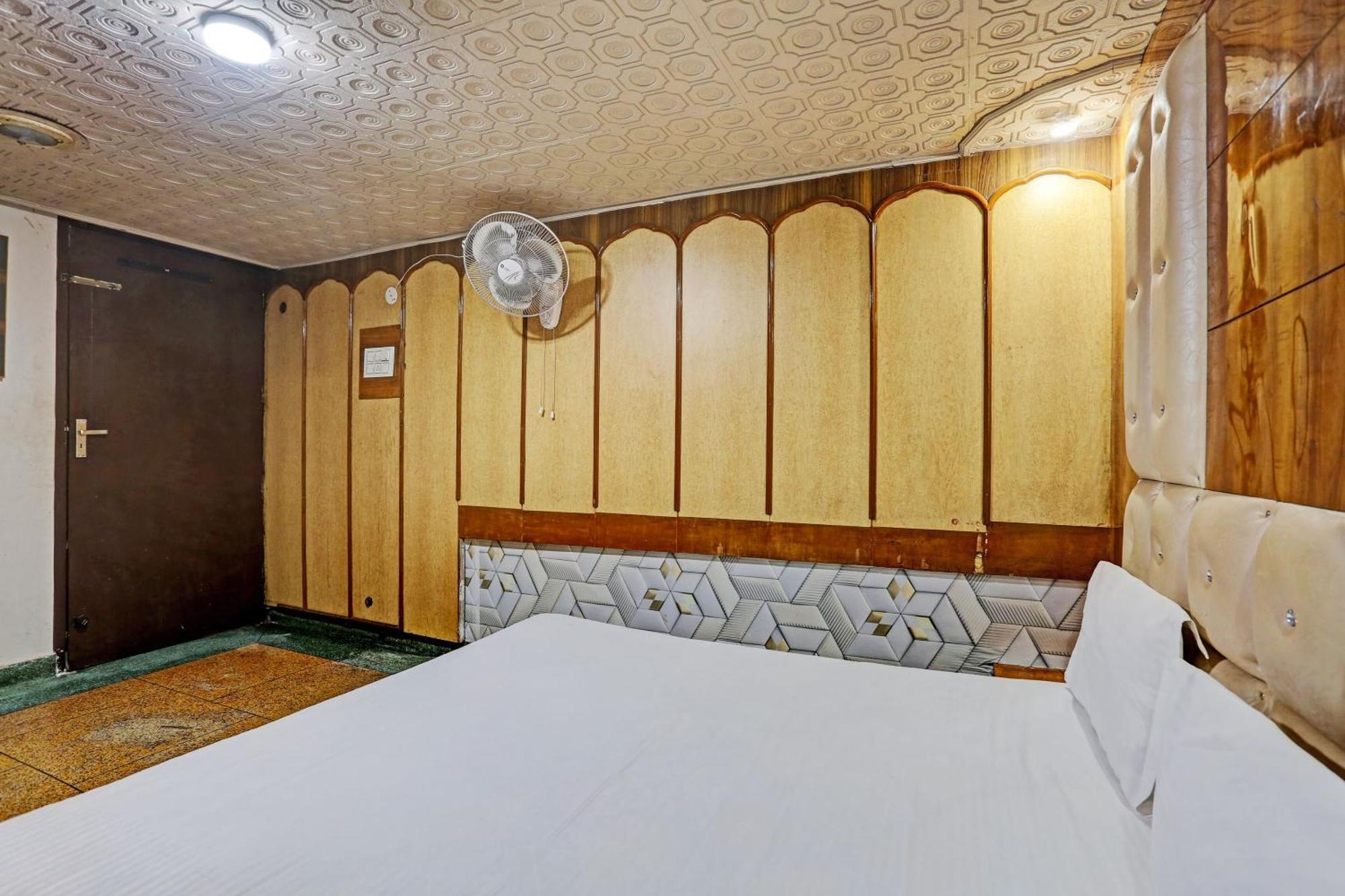 Hotel O Saffron Night Stay Амритсар Экстерьер фото